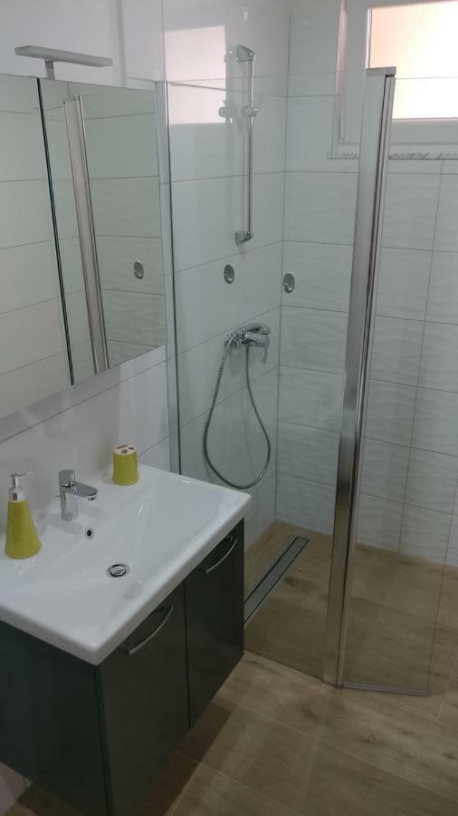 Apartmani Nimcevic Biograd Na Moru Esterno foto