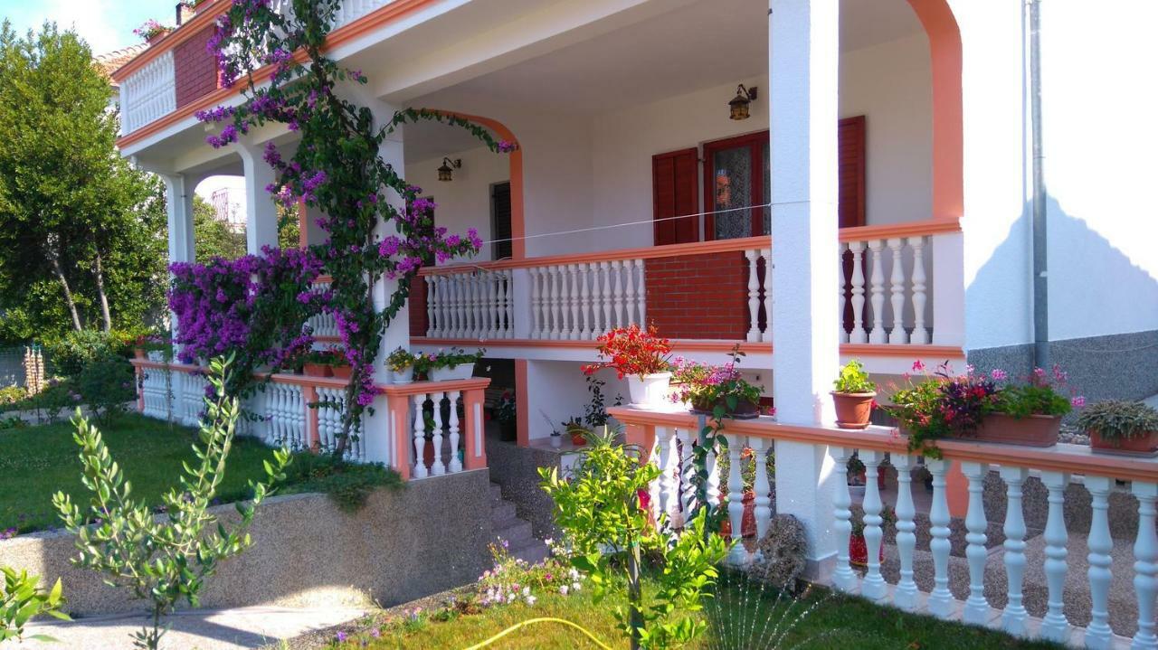 Apartmani Nimcevic Biograd Na Moru Esterno foto
