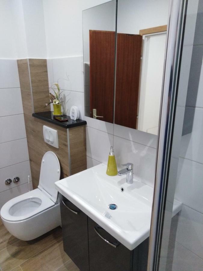 Apartmani Nimcevic Biograd Na Moru Esterno foto