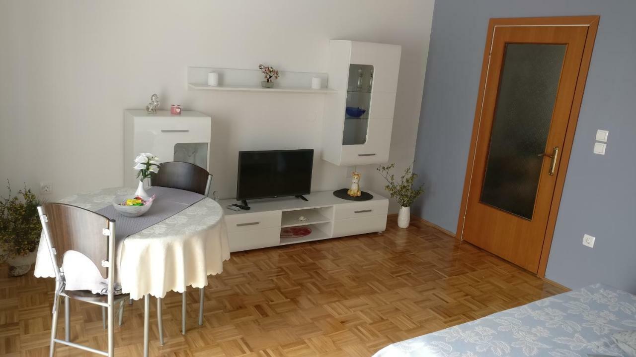 Apartmani Nimcevic Biograd Na Moru Esterno foto