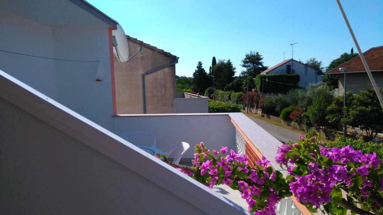 Apartmani Nimcevic Biograd Na Moru Esterno foto